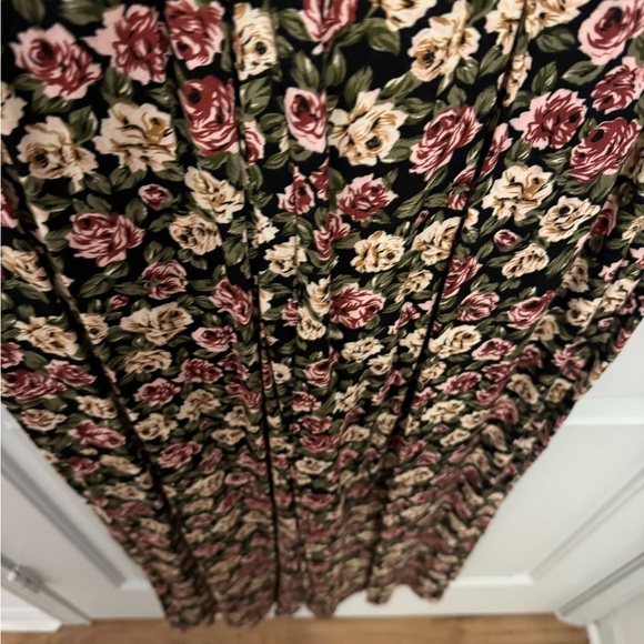 Short Sleeve Floral Jumpsuit Size 10 - Picture 5 of 16